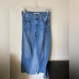Levi’s Women’s Wide Leg Jeans Size 24 Boho Bohemian Festival Denim Jeans